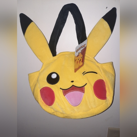 Pikachu Plush Shoulder Bag - Picture 3 of 7